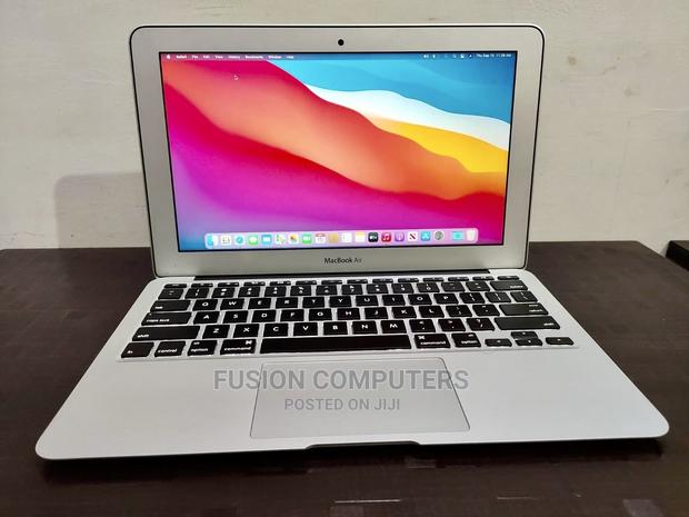 Laptop Apple MacBook Air 4GB Intel Core I5 SSD 128GB - main view