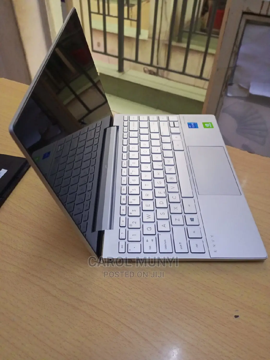 Laptop HP Envy 13 16GB Intel Core I5 SSD 1T