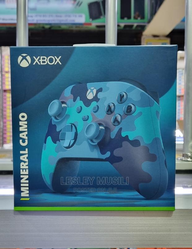 Xbox Wireless Controller – Mineral Camo Special Edition - main view