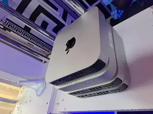 Desktop Computer Apple Mac Mini 4GB Intel Core I5 SSD 256GB