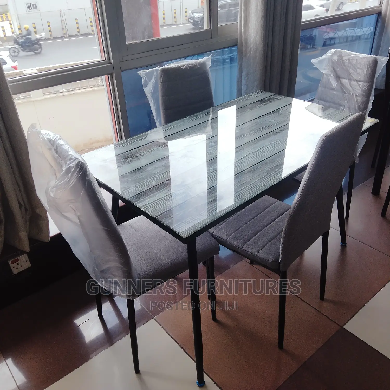 Dining Table Dining Table.