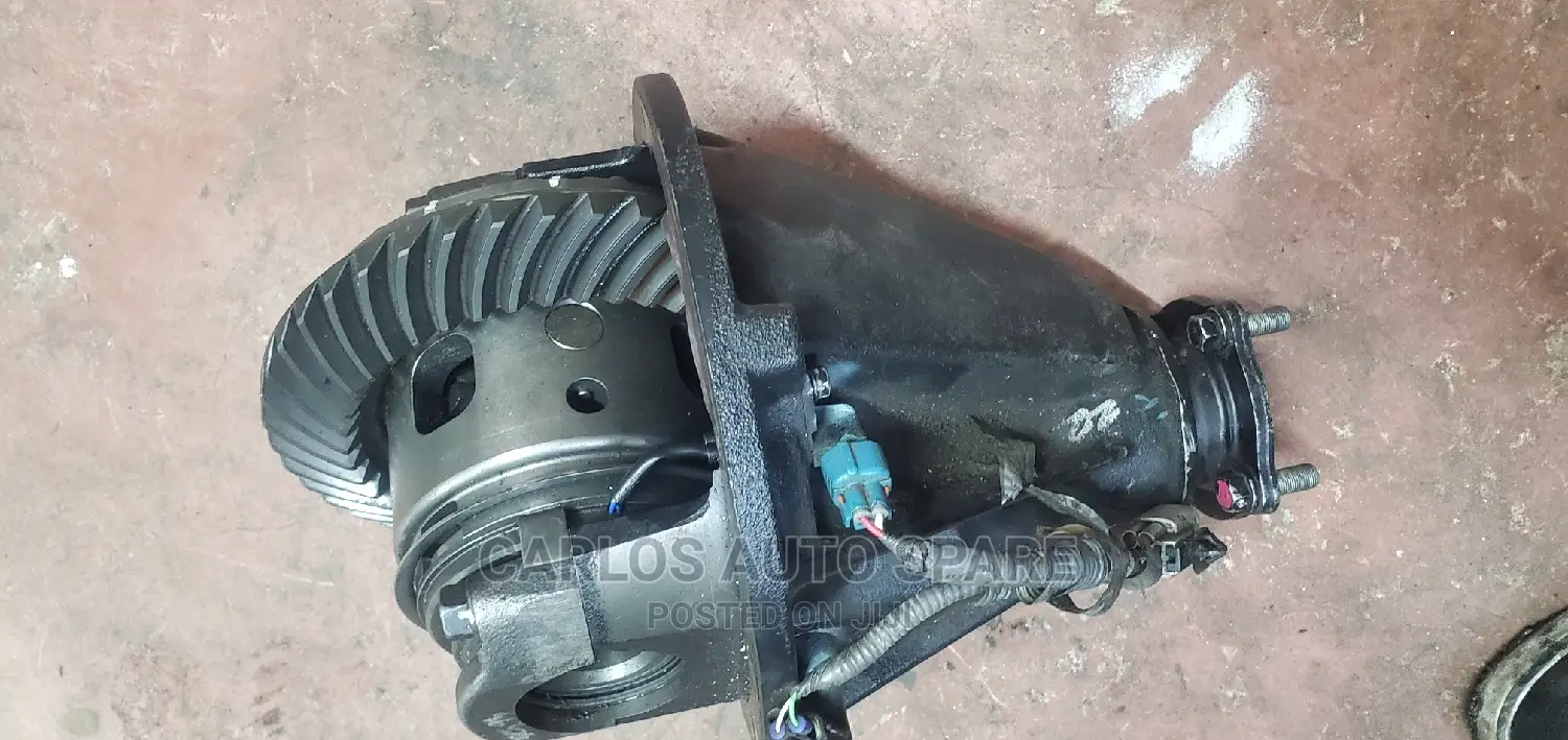 Back Center Diff Hilux Vigo Revo