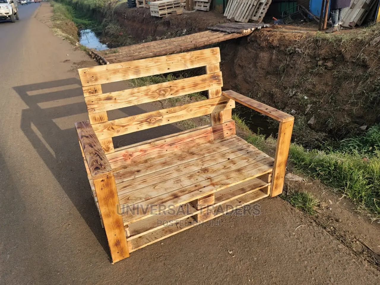 Bespoke Two Seater Pallet Seat