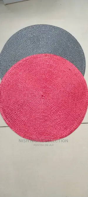 6 Pieces Round Table Mats