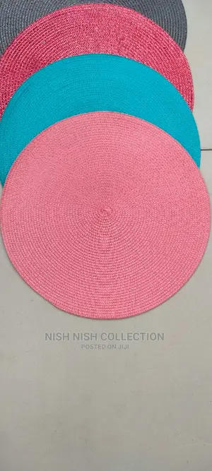 6 Pieces Round Table Mats