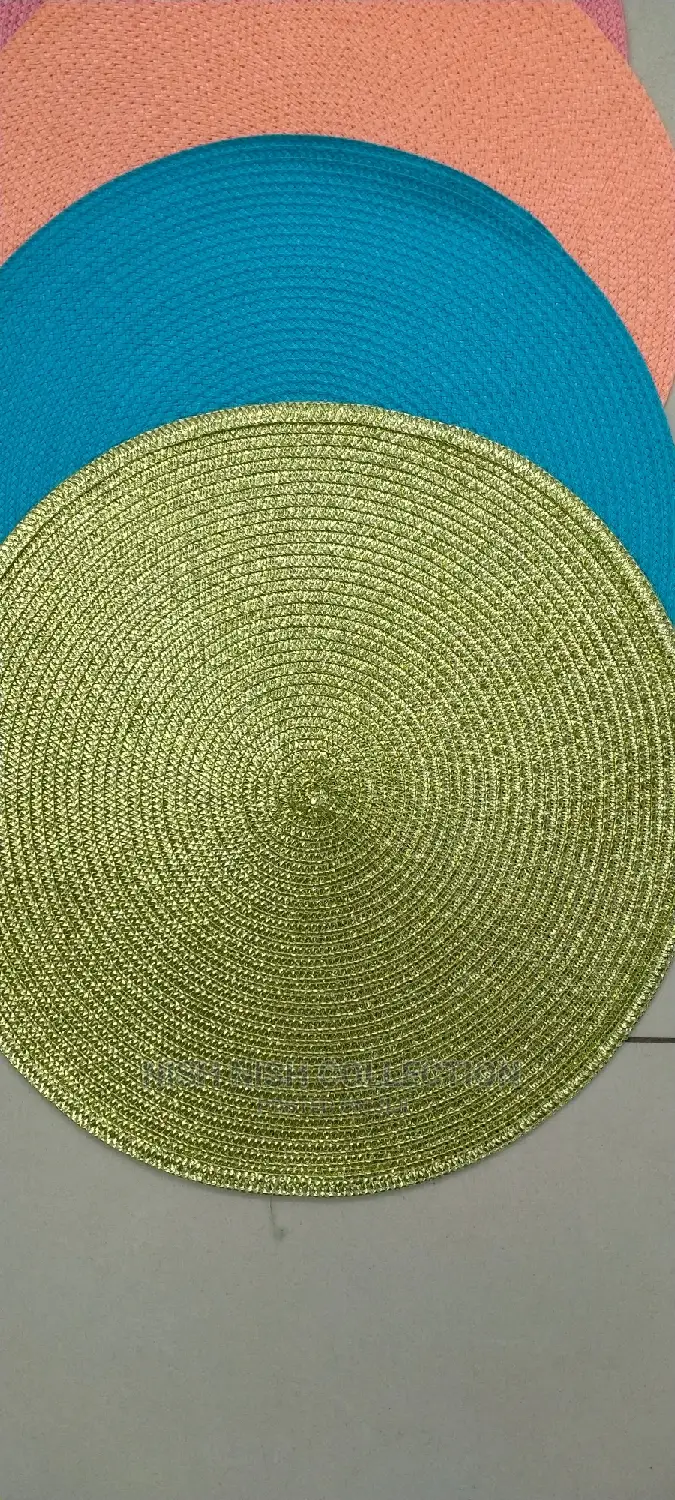 6 Pieces Round Table Mats
