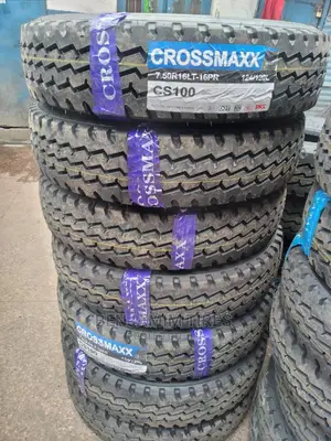 Crossmaxx Tires Sizes 7.50r16lt Both Tubetype and Tubeles.
