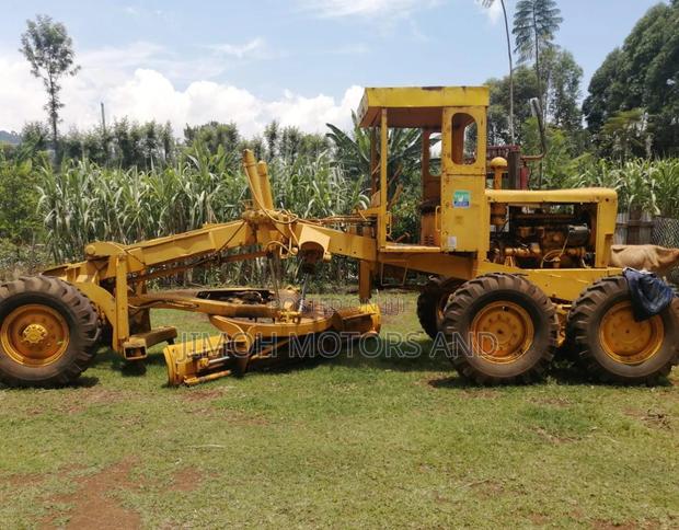 Caterpillar Tractor for Sale - thumbnail 2