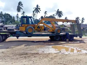 Hydra Crane for Hire - 14 Ton Mobile Hydra