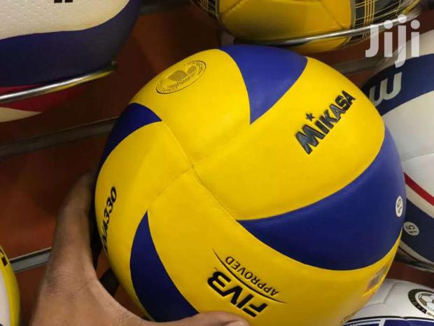 Volleyball Balls - thumbnail 2