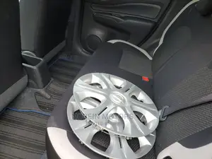 Nissan Note 2017 Green