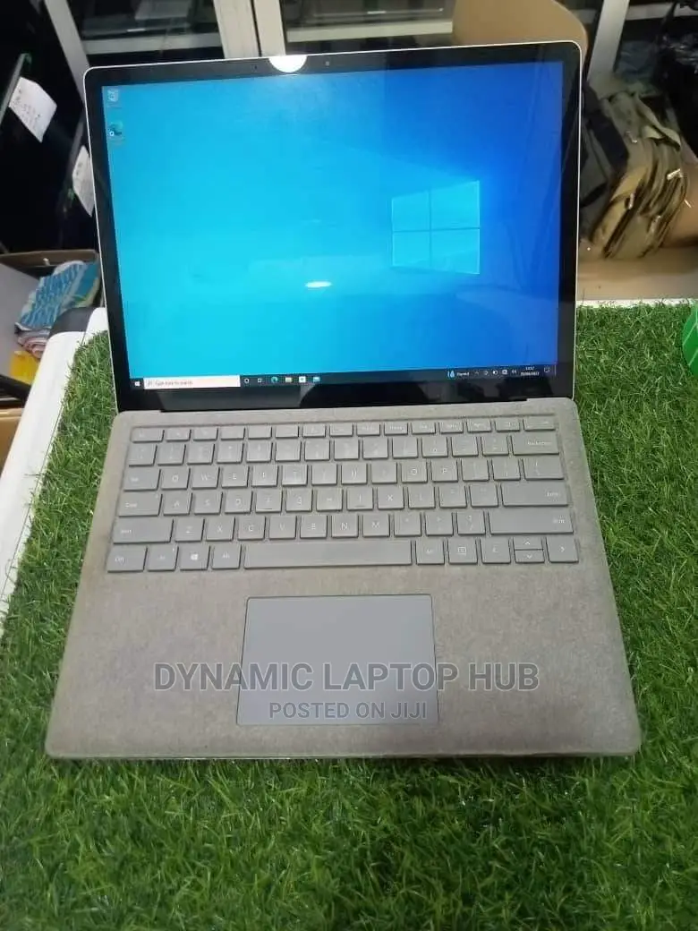 Laptop Microsoft Surface Book 8GB Intel Core I5 SSD 256GB