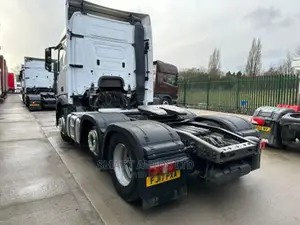 Mercedes-Benz Actros 2017 White
