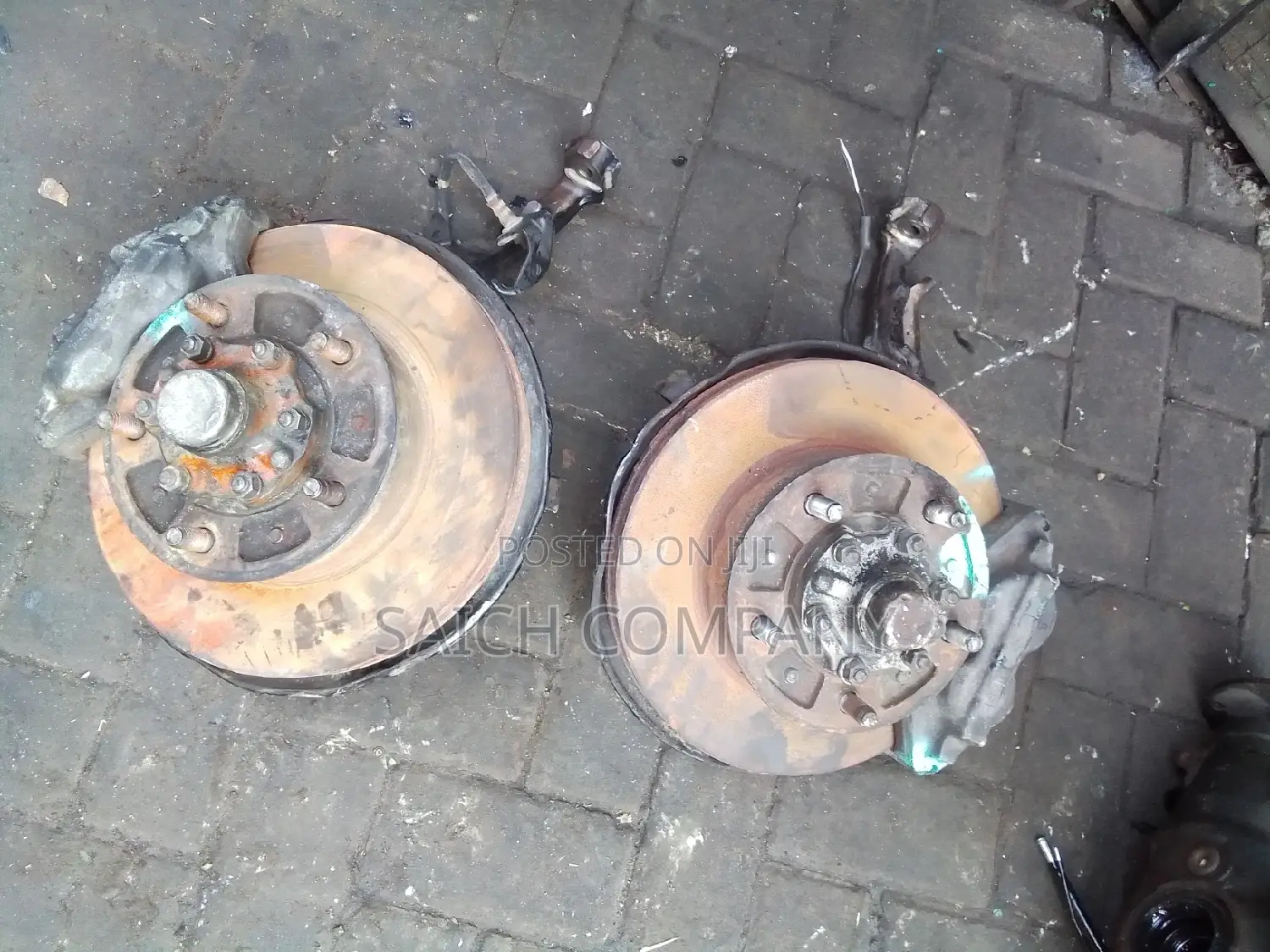 Landcruiser 100 Series Front Complete Hub