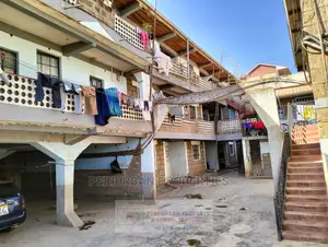 2bdrm Block of Flats in 1/4 Acre, Near Kcb, NkaiMurunya for sale