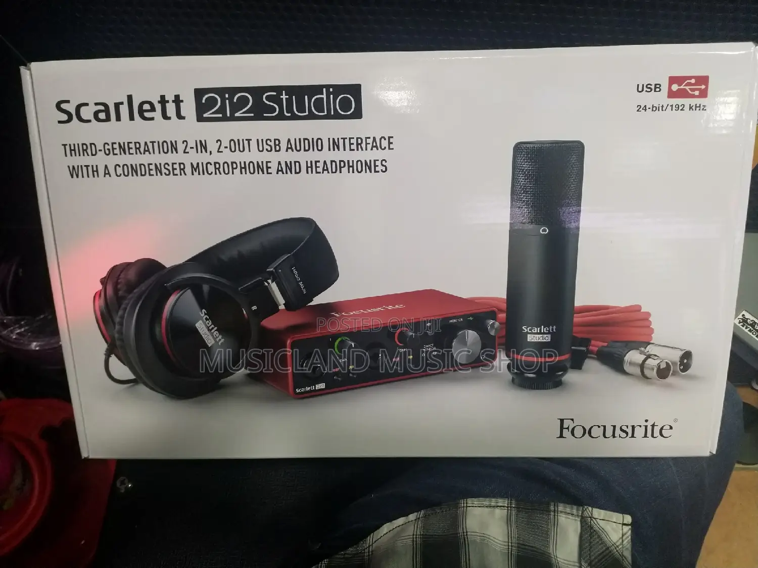 Scarlett 2i2 3rd Studio Bundle