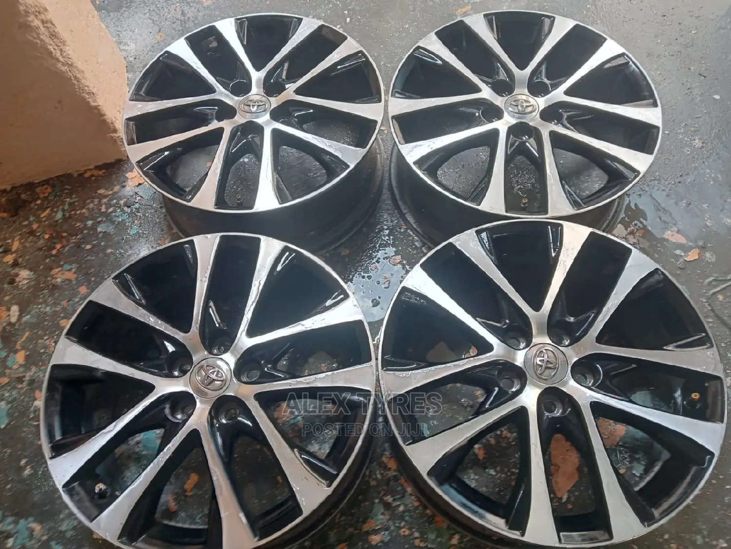 Size 18 Inches Harrier Alloy Rims Set