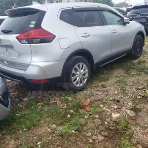 Nissan X-Trail 2018 Silver