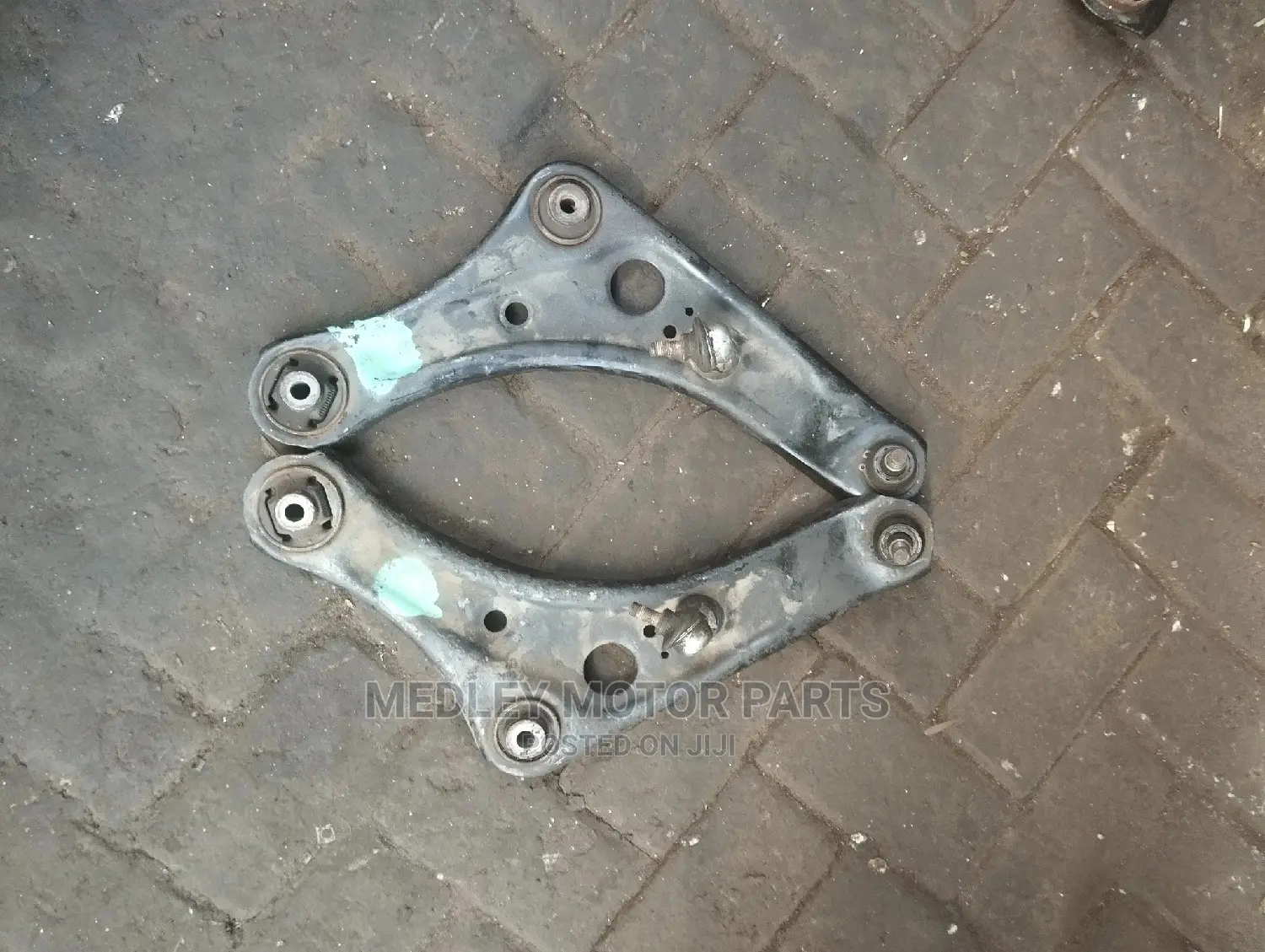 Control Arms Nissan Dayz