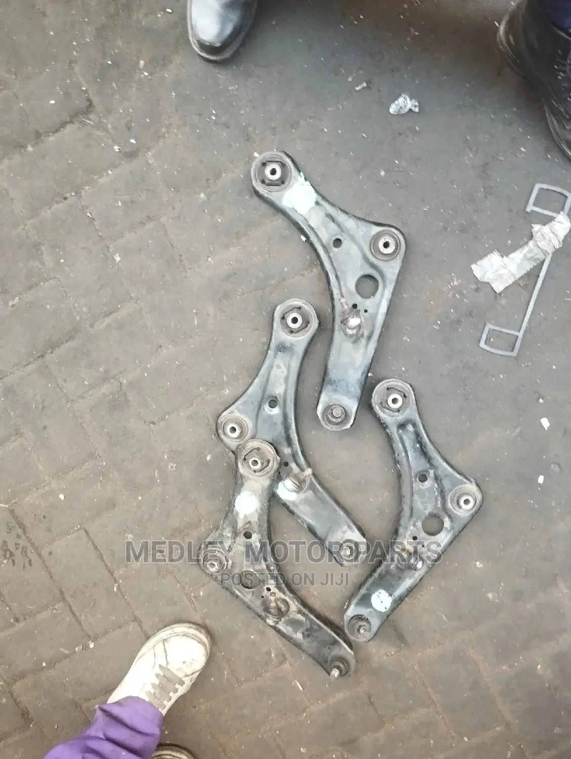 Control Arms Nissan Dayz