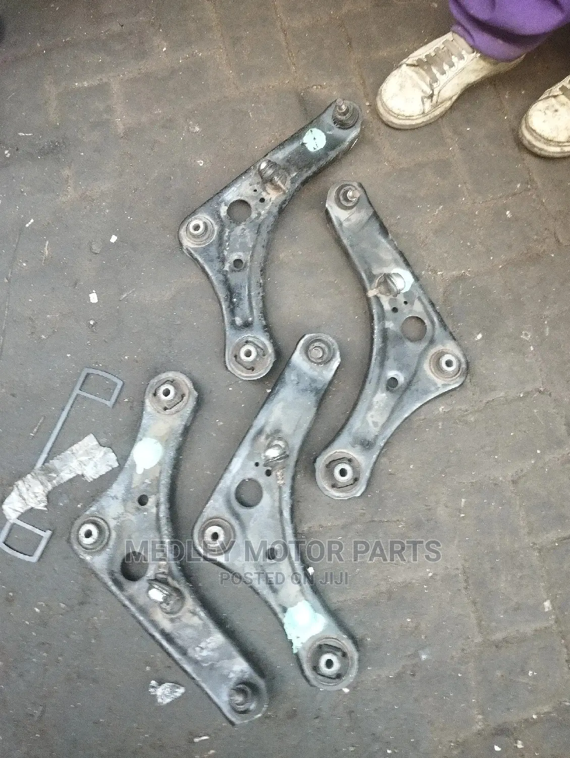 Control Arms Nissan Dayz