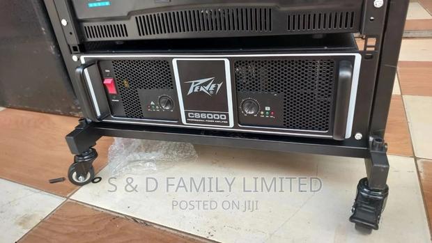 Peavey CS 6000 Power Amplifier - thumbnail 2