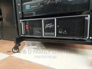 Peavey CS 6000 Power Amplifier