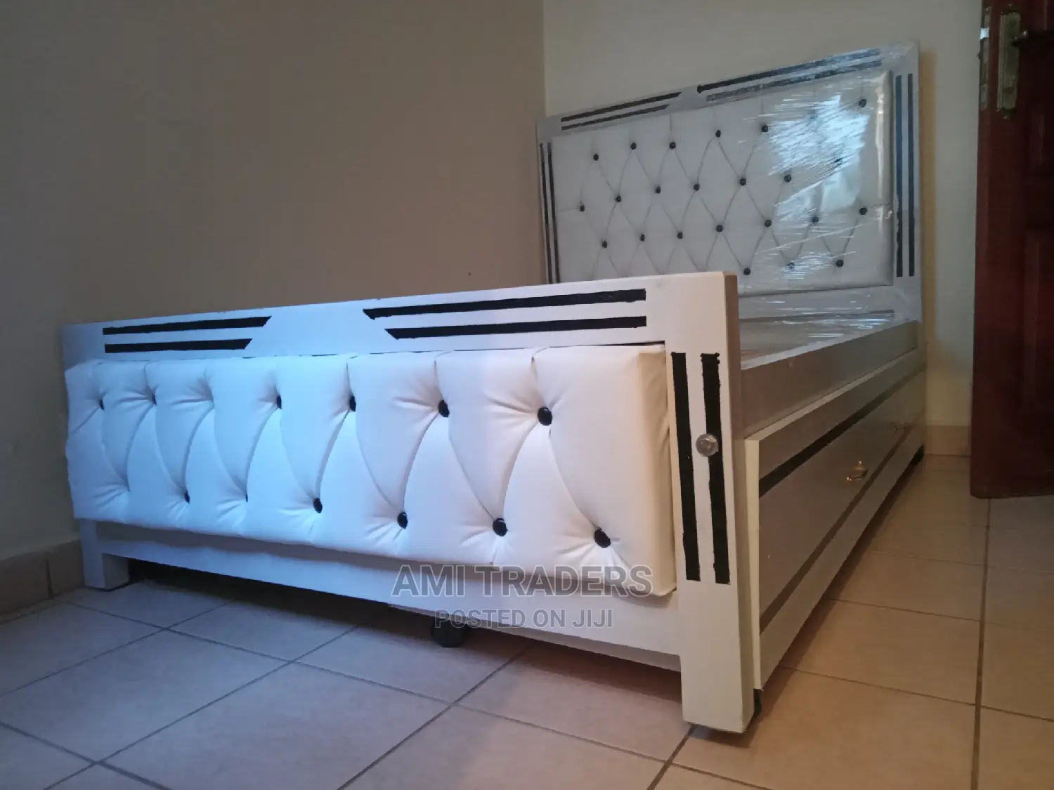 Tufted Luxury Bed