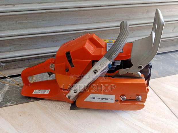Professional 365 Husqvarna Chainsaw - thumbnail 4