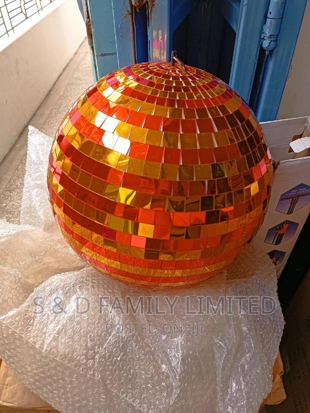 Mirror Ball - main view