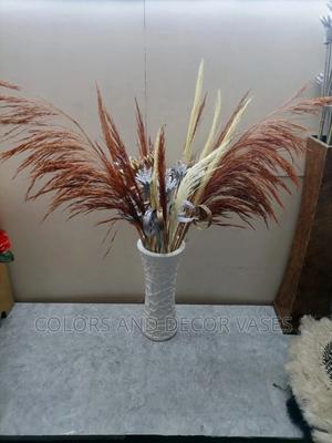 Hard Plastic Vases - thumbnail 2