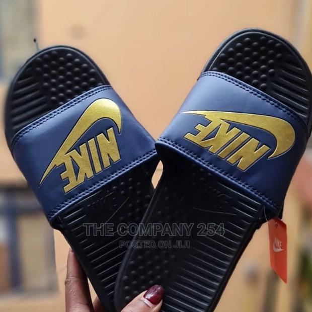 Designer Quality Brand Unisex Assorted Nike Slides - thumbnail 3