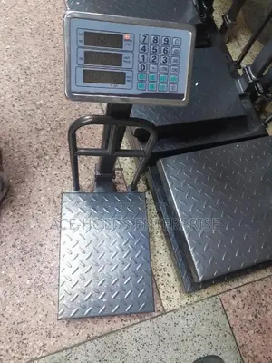 150 KGS Weighing Scale With Small Base and Guard