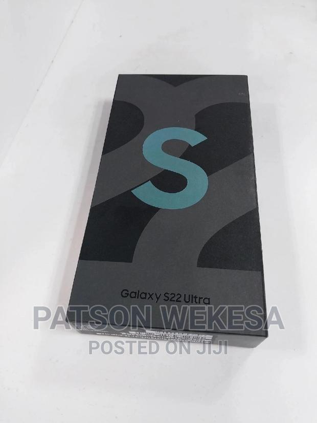 New Samsung Galaxy S22 Ultra 512 GB Green - thumbnail 2