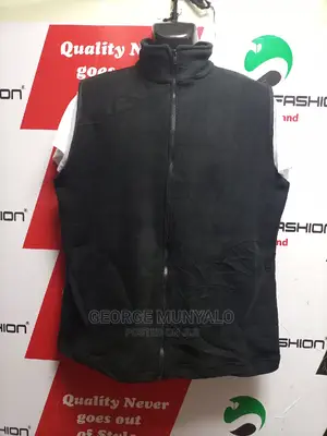 Sleeveless Fleece Jacket