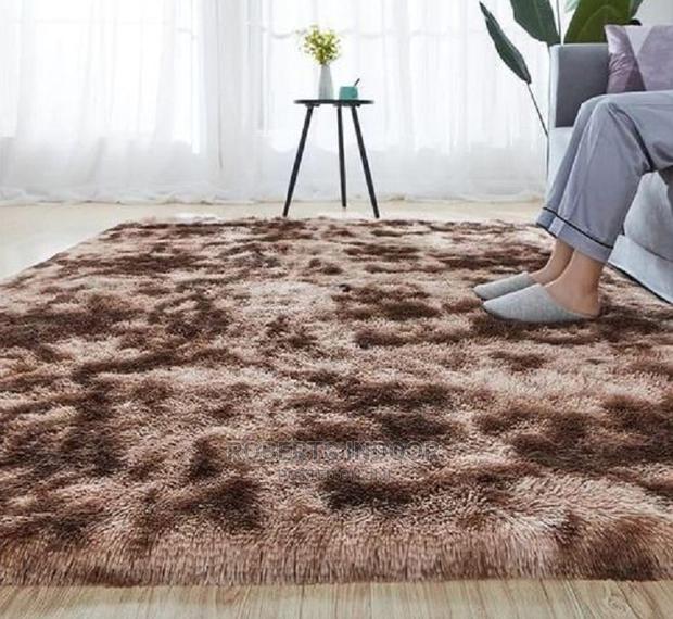 Sink Your Feet Into Luxury With Fluffy Carpets