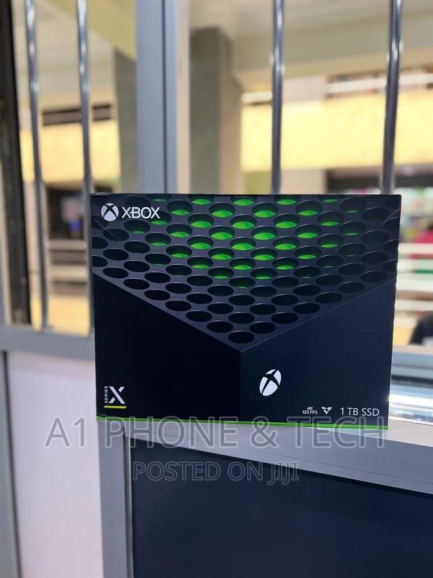 Xbox Series X - thumbnail 2
