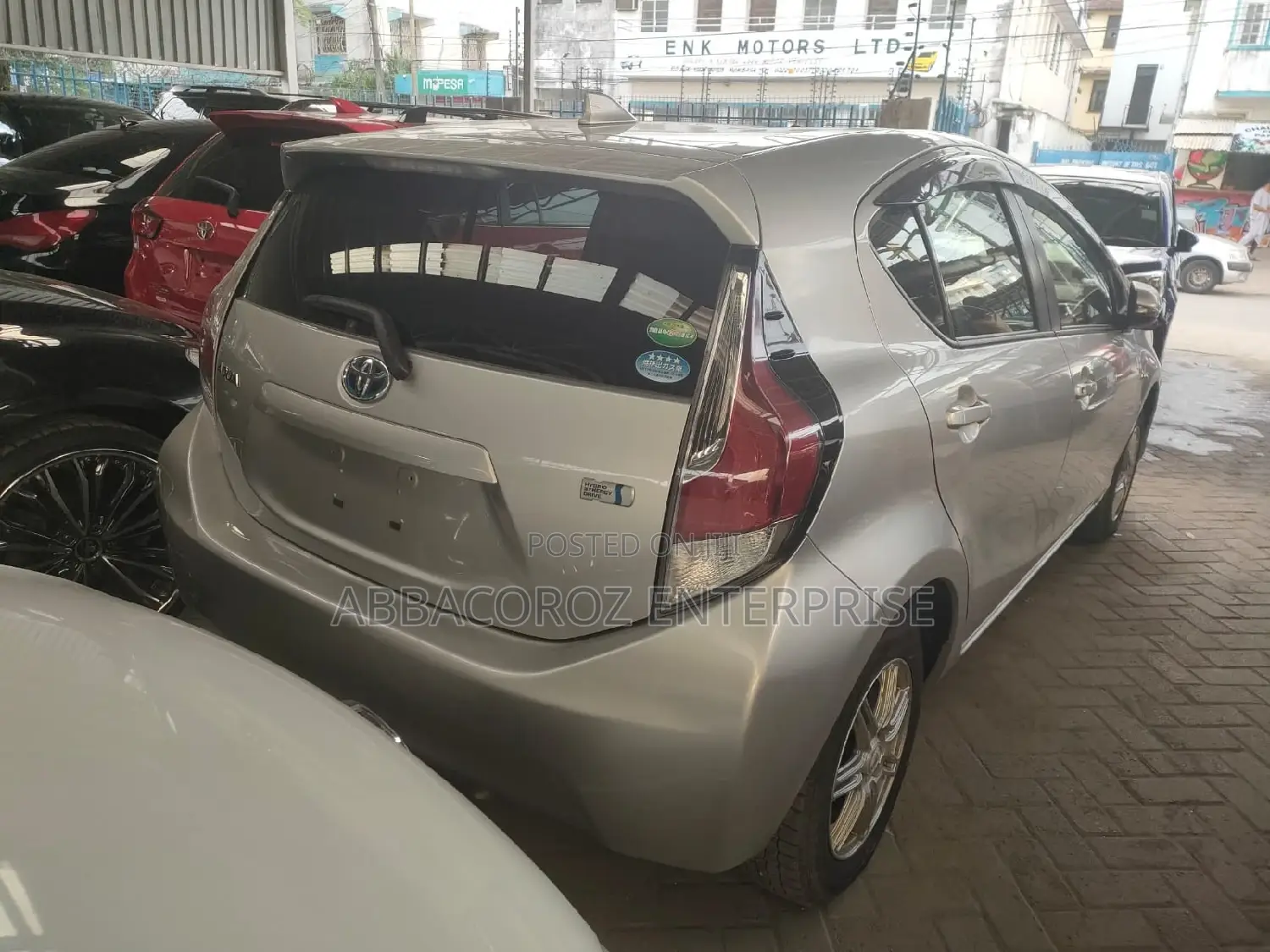 Toyota Aqua 2017 Silver