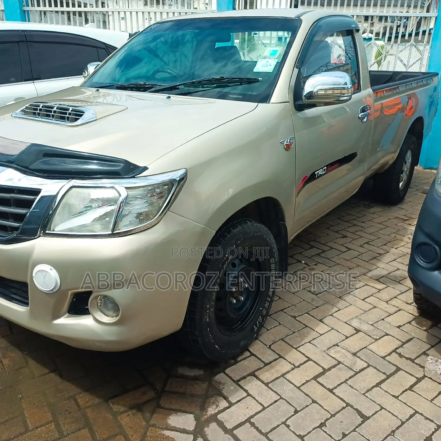 Toyota Hilux WORKMATE 2014 Gold