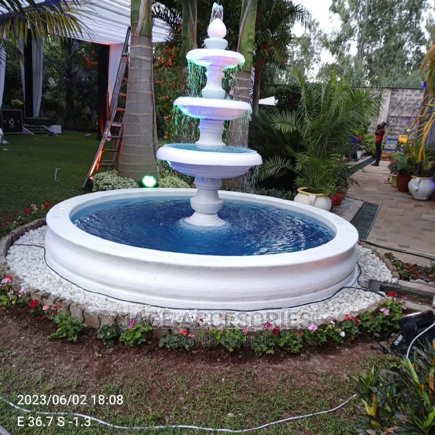 Beautiful White Fountain 3 Tiers