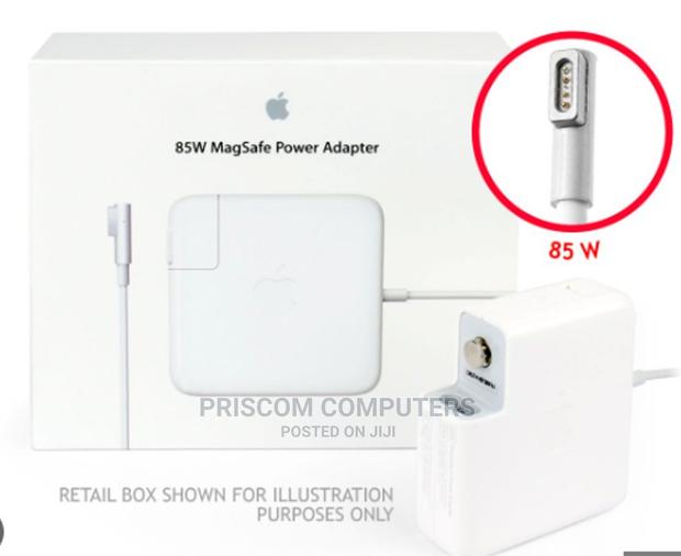 Apple 85W Magsafe Power Adapter for 15- And 17-Inch Macbook