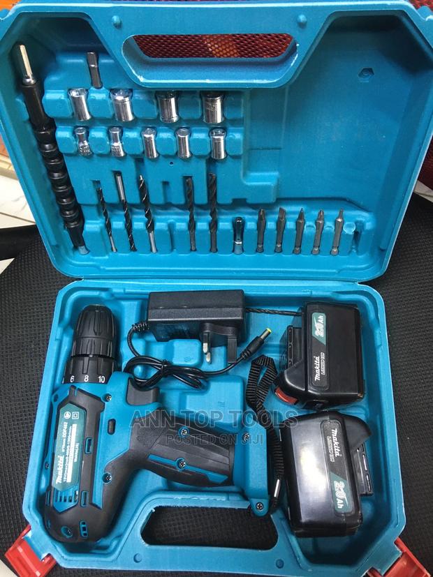 Makita Cordless Drill With Toolbox - main view