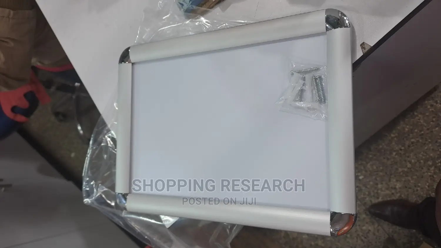 A4-Size Strong Aluminium Snapper Frame