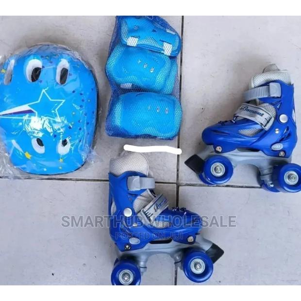 4 Wheel Skates - main view