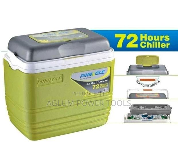 Pinnacle Cooler Box 32 L - main view