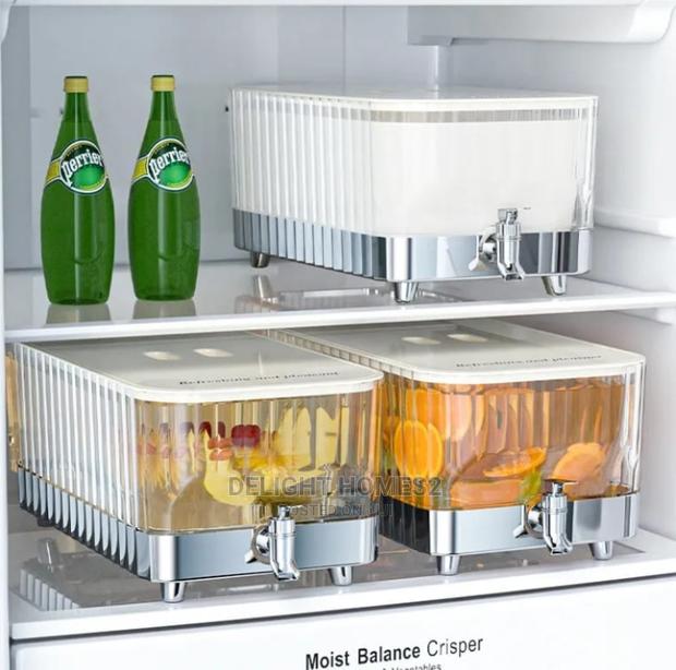 Glass Beverage Dispenser With Clamp Lid