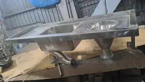Stainless Steel Hospital Sluice Sink With Elbow Cistern