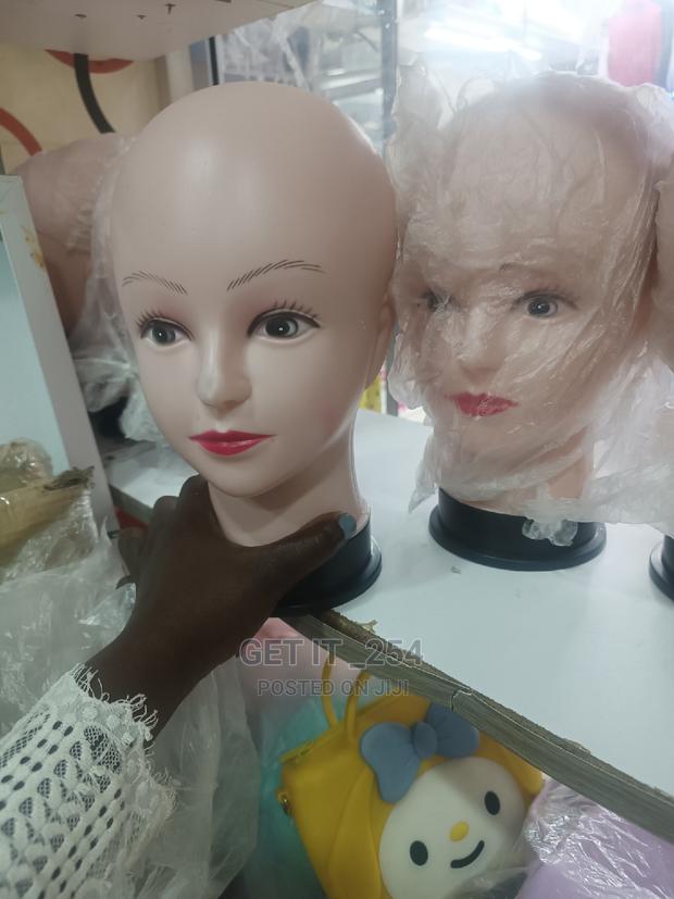Dummy Head - thumbnail 2