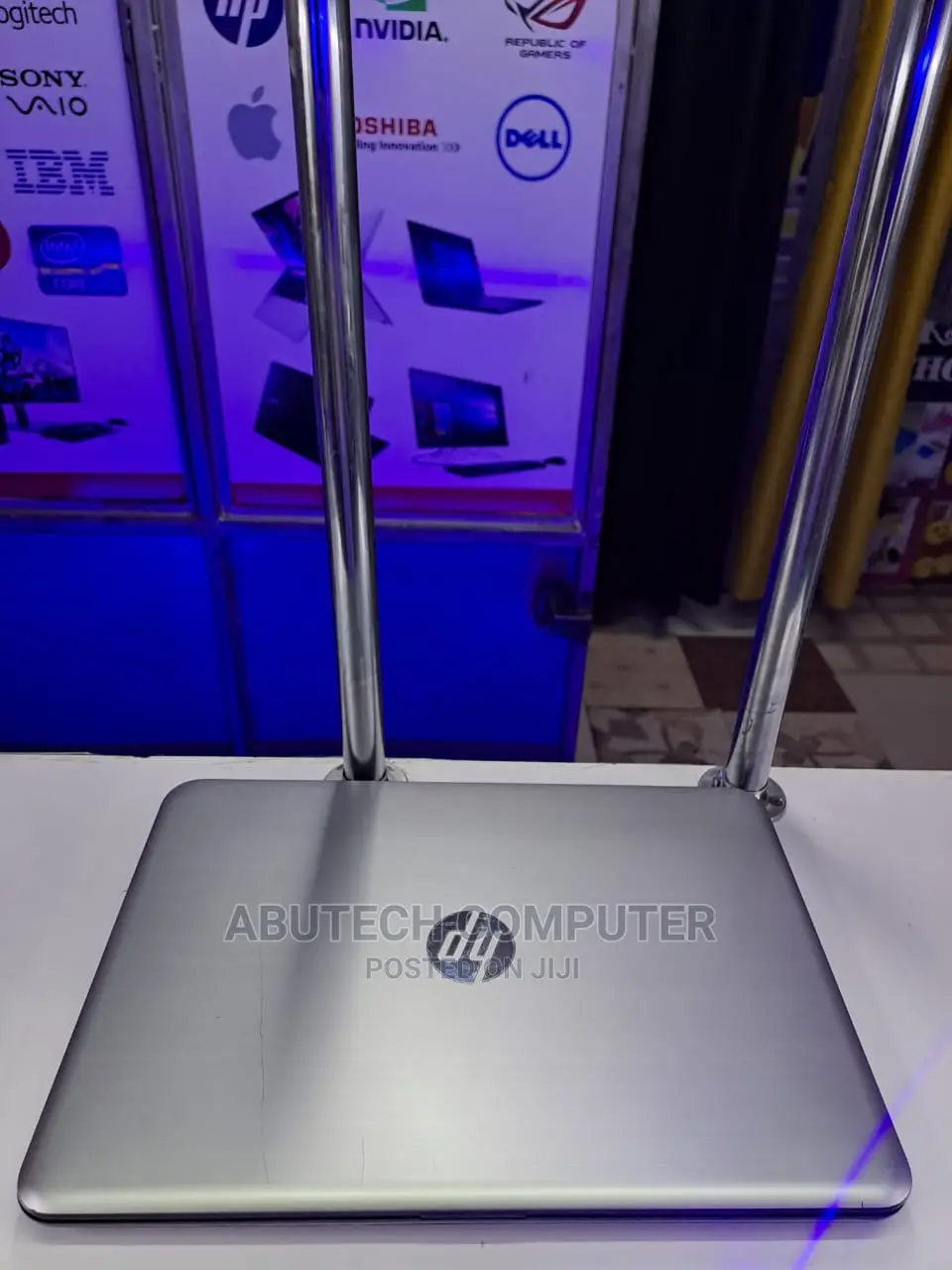 Laptop HP 348 G4 8GB Intel Core I5 HDD 500GB