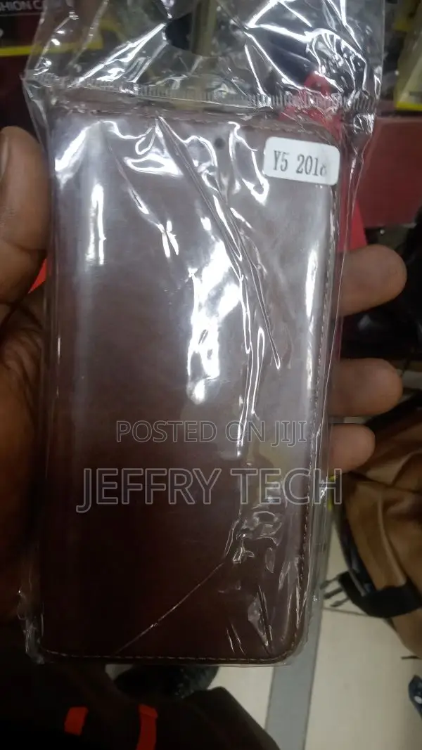 Flip Cover Huawei Y5 2018 Leather